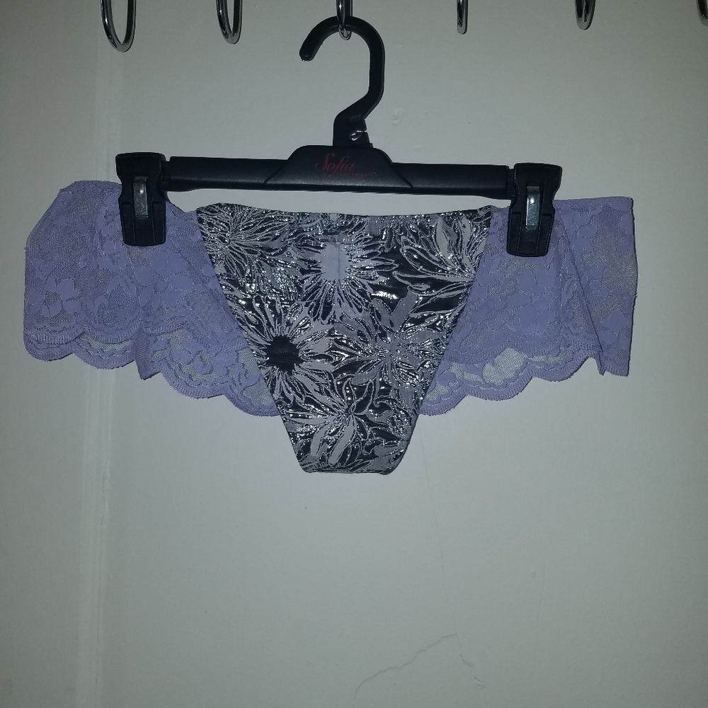 Panties - Picture 4 of 4